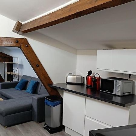 Détente - Appartement et poutres apparentes Béziers Extérieur photo