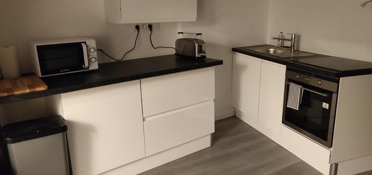 Détente - Appartement et poutres apparentes Béziers Extérieur photo