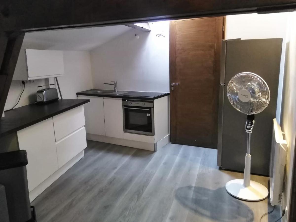 Détente - Appartement et poutres apparentes Béziers Extérieur photo