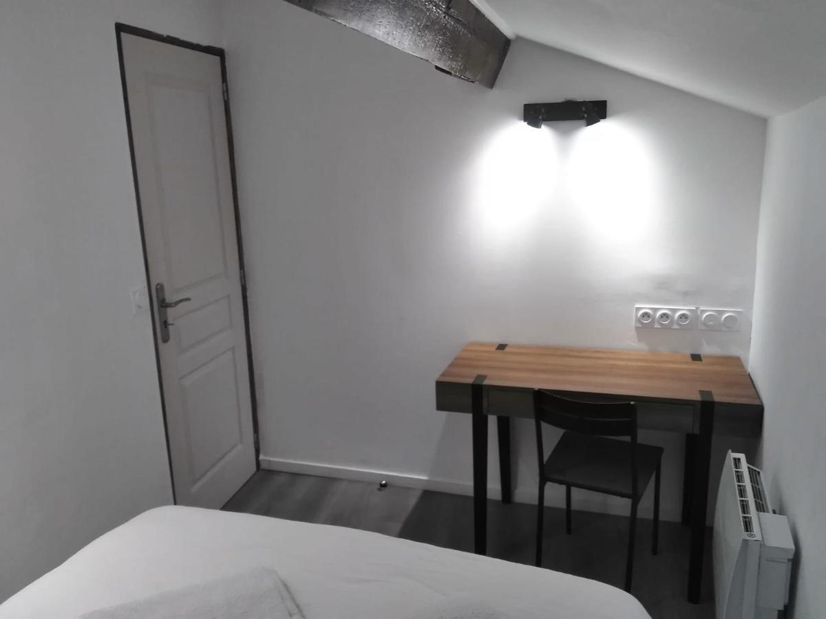 Détente - Appartement et poutres apparentes Béziers Extérieur photo