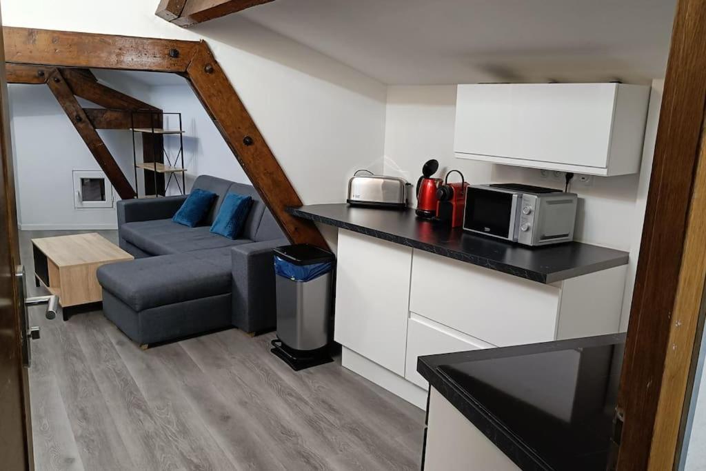 Détente - Appartement et poutres apparentes Béziers Extérieur photo