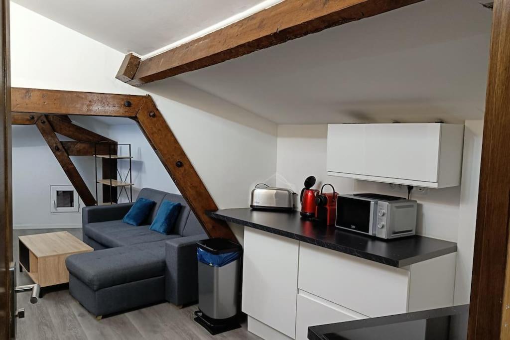 Détente - Appartement et poutres apparentes Béziers Extérieur photo