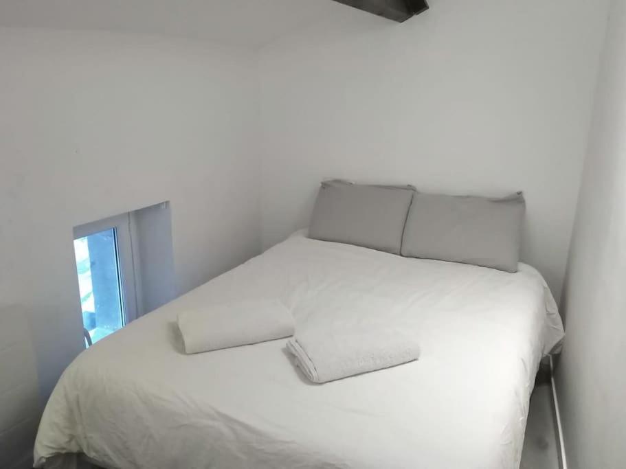 Détente - Appartement et poutres apparentes Béziers Extérieur photo