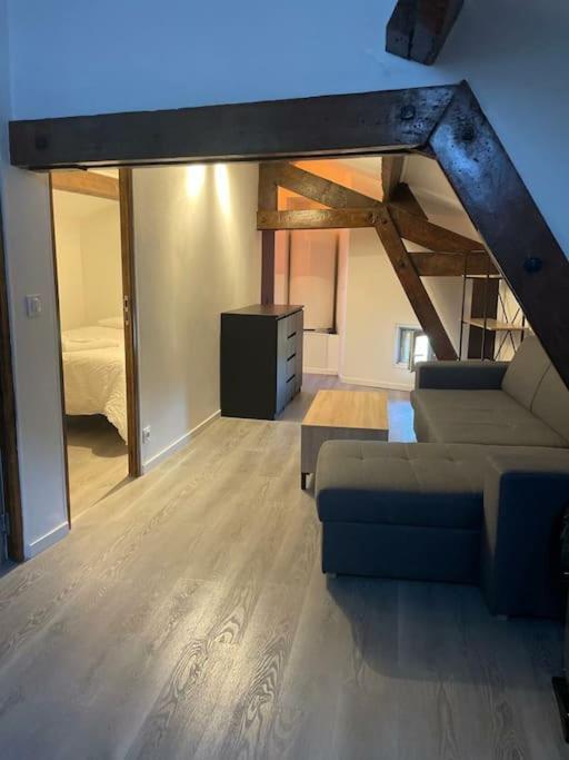 Détente - Appartement et poutres apparentes Béziers Extérieur photo